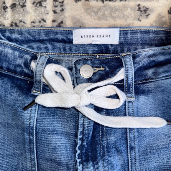 Risen Jeans Women Size 5 / 27 Wide Leg Medium Blue Cargo Large Pockets - Picture 7 of 12